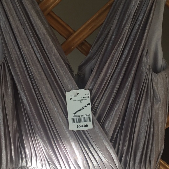 Silver pleated dress - Picture 2 of 4